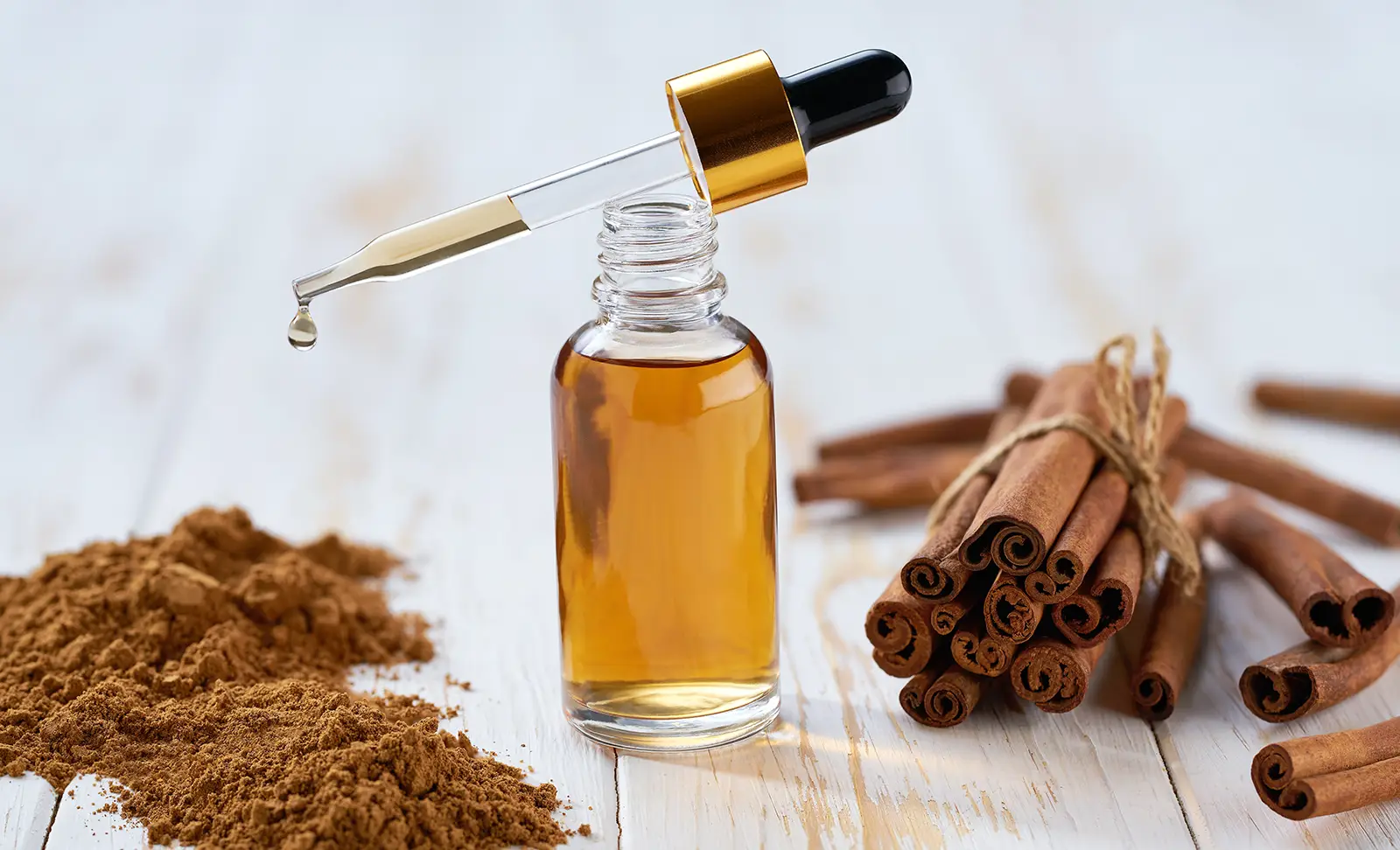 Cinnamon bark oil